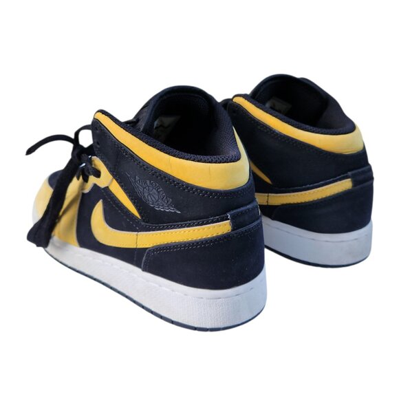 Nike  Air Jordan 1 Retro Mid Reverse New Love GS 554725-071 Black Gold White 4Y - Picture 6 of 9